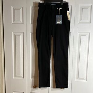 Women’s Black Pants